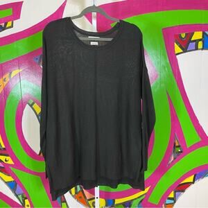 Van Heusen, Acrylic Knit Sweater. Size Large. In good used condition!